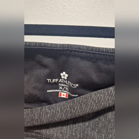 XL Tuff Athletics Capris - Picture 3 of 5